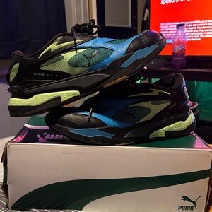 Puma Black and Blue Athletic Shoes